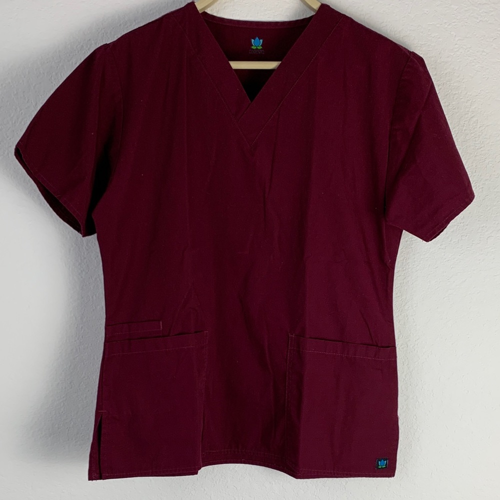 Burgundy V-Neck Short Sleeve Scrubs Top
